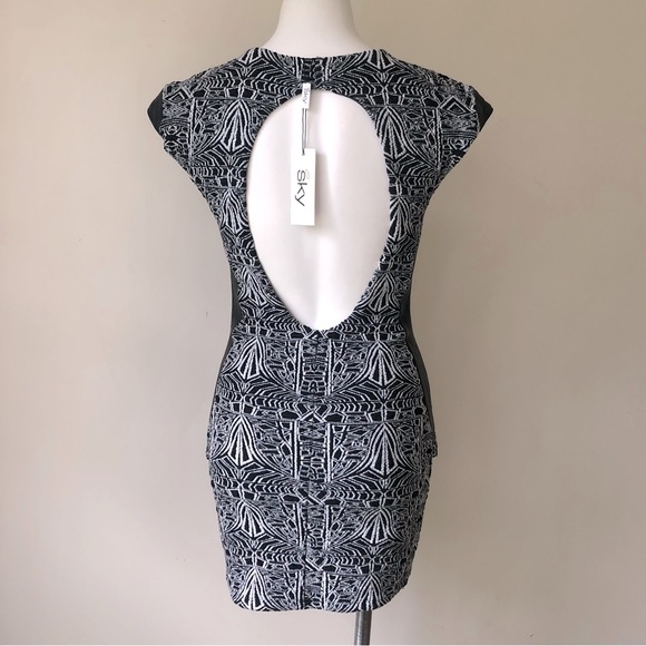 SKY BYZNA Open Back Leather Trim Bodycon Mini Dress, M NWT - Picture 12 of 13